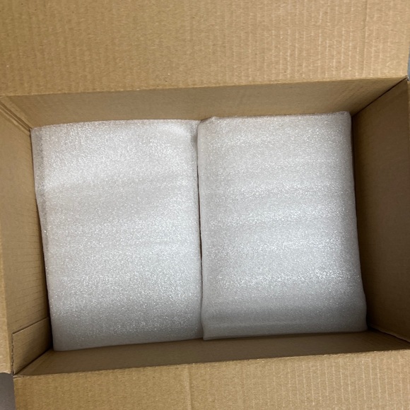 Strawberry Surprise Boutique Gift Box by Pk - Picture 9 of 14